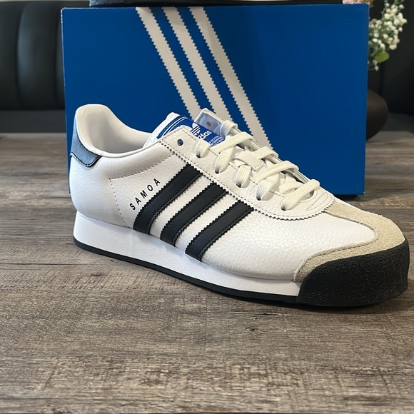 NWT Adidas Originals SAMOA Men's Shoes - White/Black Stripes - 675033 - Picture 9 of 12